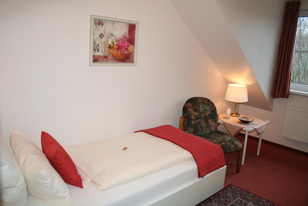 Hotel Zur Therme Erwitte Room photo